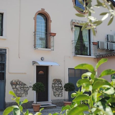 Casa Vacanze Dalmolin Hotell Valeggio sul Mincio Exteriör bild