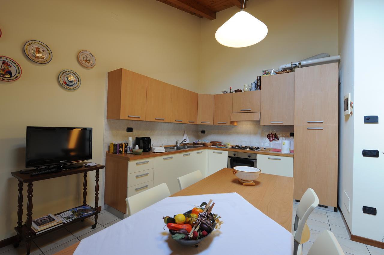 Casa Vacanze Dalmolin Hotell Valeggio sul Mincio Exteriör bild